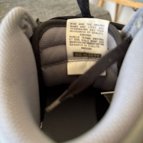 Size 8.5 - Nike Classic Dunk Retro High Top 50 Years of Hip-Hop DV7216-001 - Picture 6 of 9